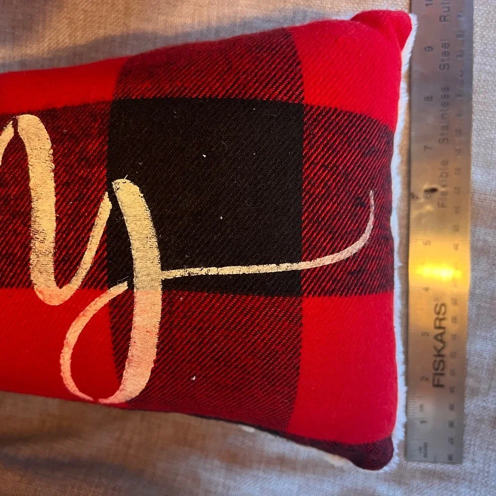 Black & Red Plaid Soft Chenille Christmas Pillow Home 17x 9